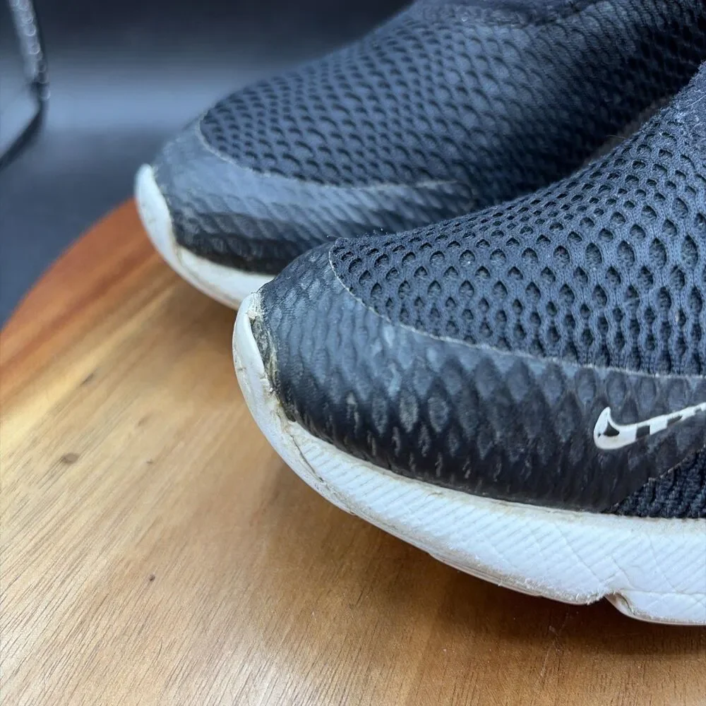 Nike Air Max 270 (PS) Youth Size 2.5Y Shoes Black White Sneakers AO2372-001